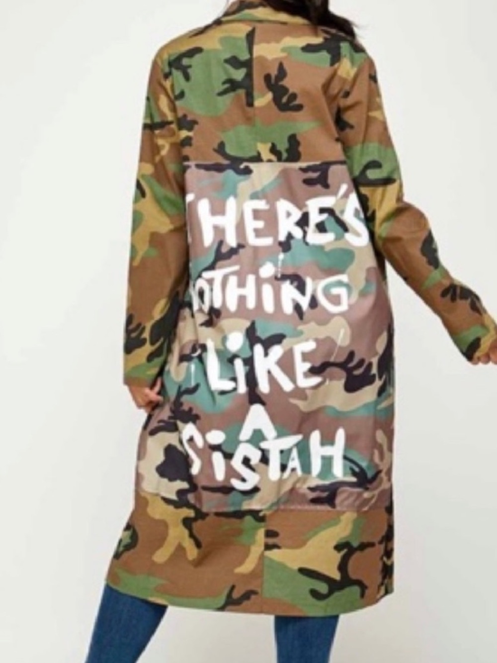 Camo Long Trench Coat with Graphic Pockets - Green Camo 🚨WEEK $18.00 LAST ONE - Picture 2 of 3